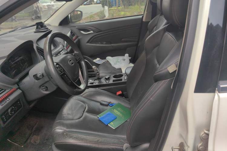 Used BYD Qin New Energy 2014 1.5T Flagship Model
