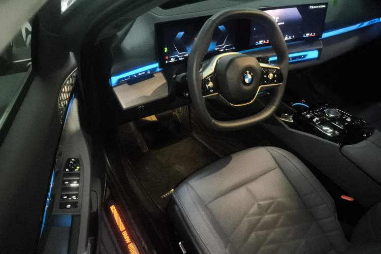 Used BMW 5 Series 2024 530Li Luxury Package Premium Edition
