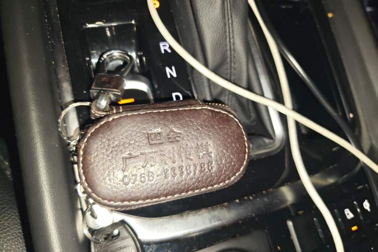 Used GAC Trumpchi GS8 2017 320T Four-Wheel Drive Luxury Smart Connectivity Version (7 Seats) Vehicle Key