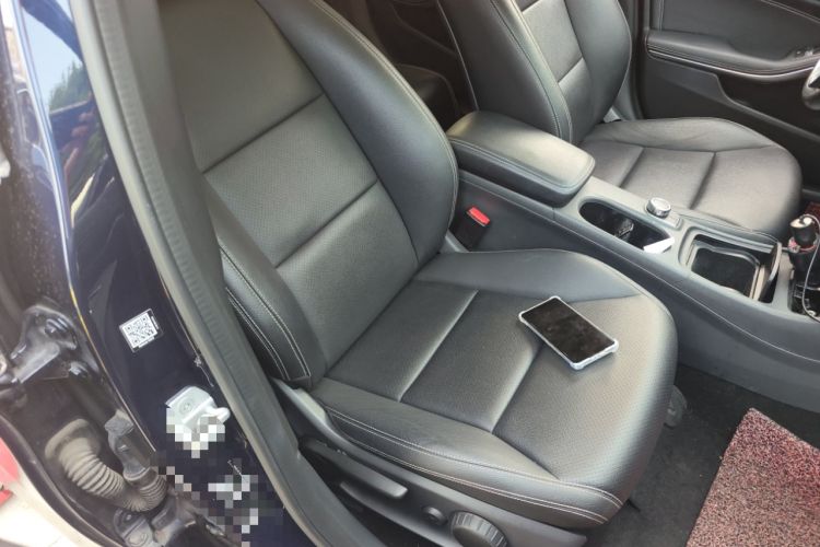 Used Mercedes-Benz GLA 2015 GLA 200 Fashion Model Right Front Seat