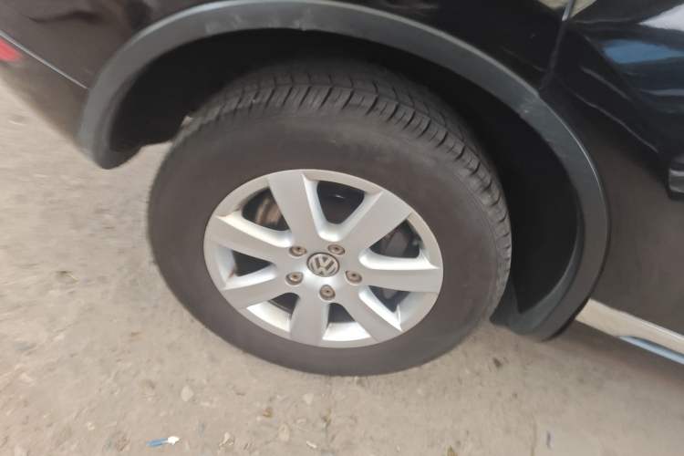 Used Volkswagen Touareg 2011 3.0 TSI Standard Version
