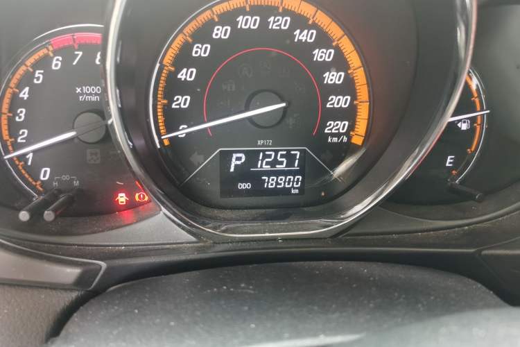 Used Toyota YARiS L Zhi Xuan 2022 1.5L CVT Leading PLUS Edition Odometer Close Up