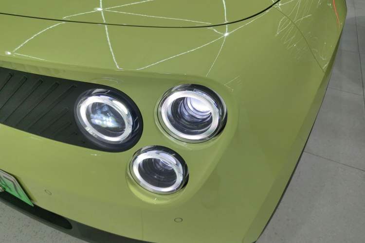 Used firefly 2025 Free Edition