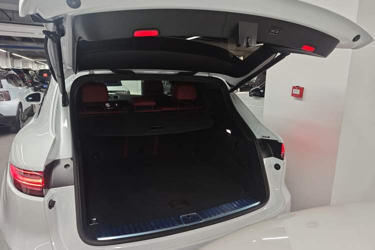 Used Porsche Cayenne E-Hybrid 2022 Cayenne E-Hybrid 2.0T Platinum Edition
