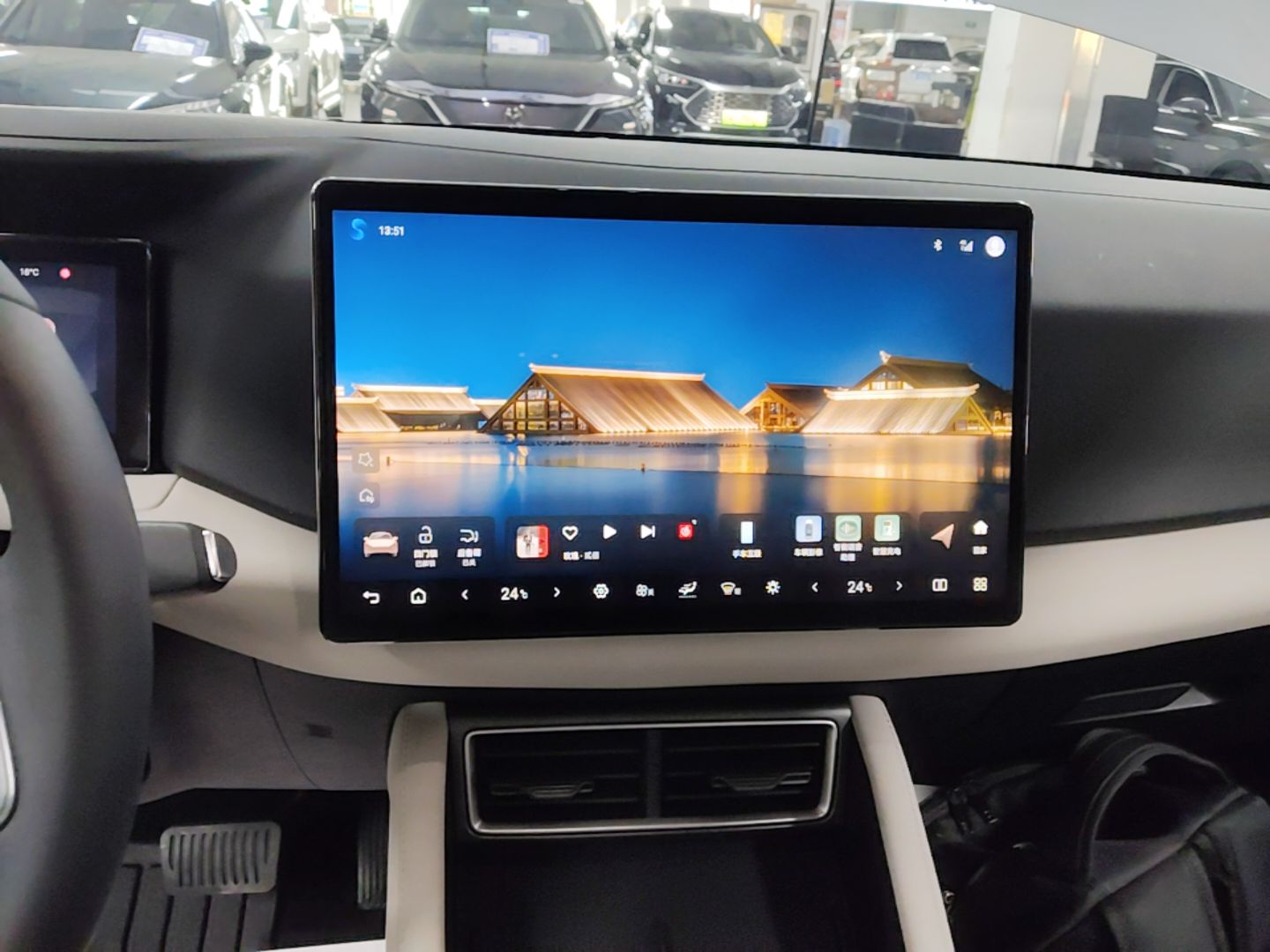 BYD Yuan UP 2025 Intelligent Driving Version 401 KM Dynamic Edition — снимка 15