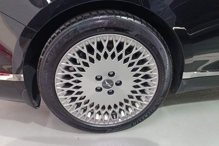 Used Genesis G80 2023 2.5T Four-Wheel-Drive Flagship Edition
