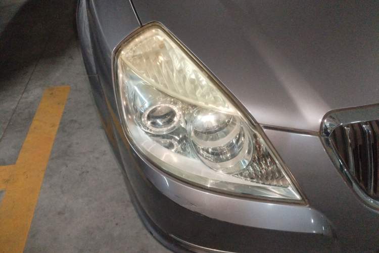 Used Buick Excelle 2011 1.6 LE-AT Right Front Headlight