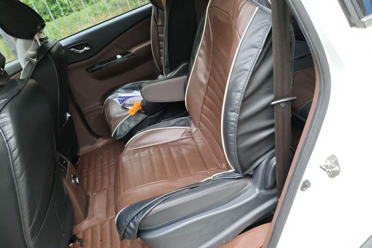 Used FORTHING SX6 2016 1.6L CVT Luxury Model Left Rear Seat