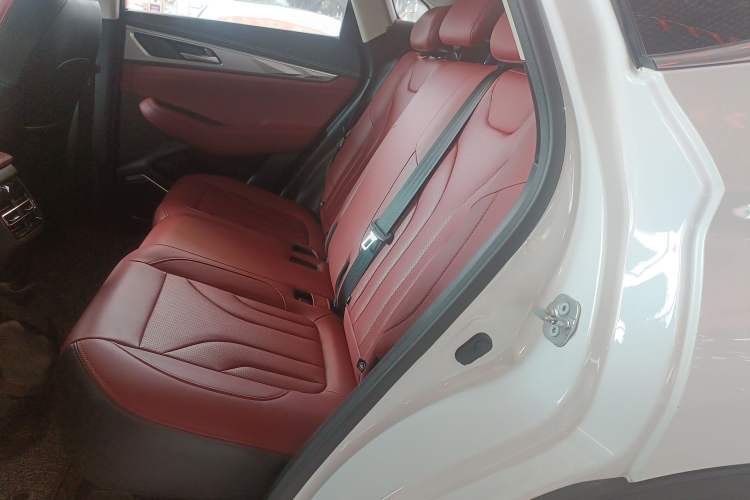 Used CHANGAN CS85 COUPE 2019 1.5T DCT Version China VI Standard
