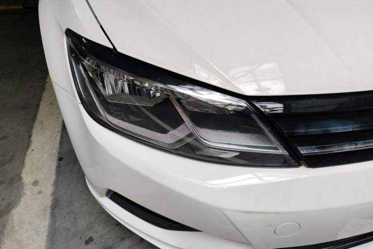 Used Volkswagen Lamando 2015 280TSI DSG Comfort Edition
