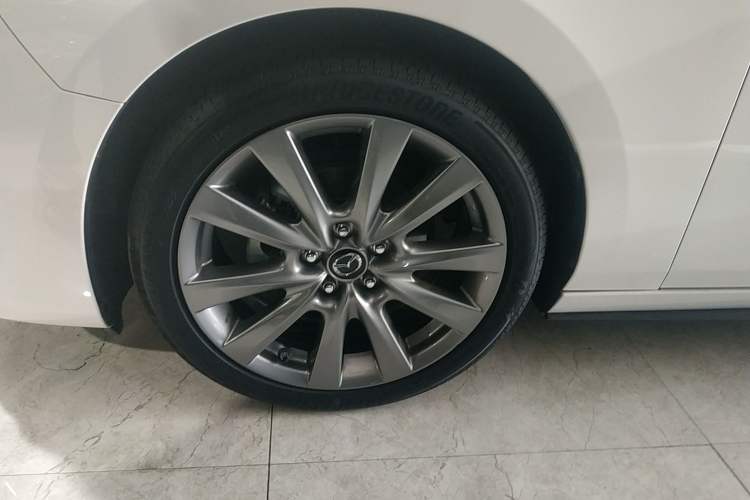 Used Mazda 3 Axela 2022 2.0L Automatic ZhiXuan Edition Exterior 4