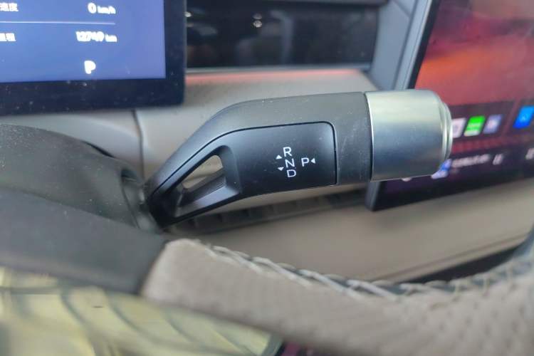 Used Geely Galaxy 8 2025 130km EM-P Starship Edition