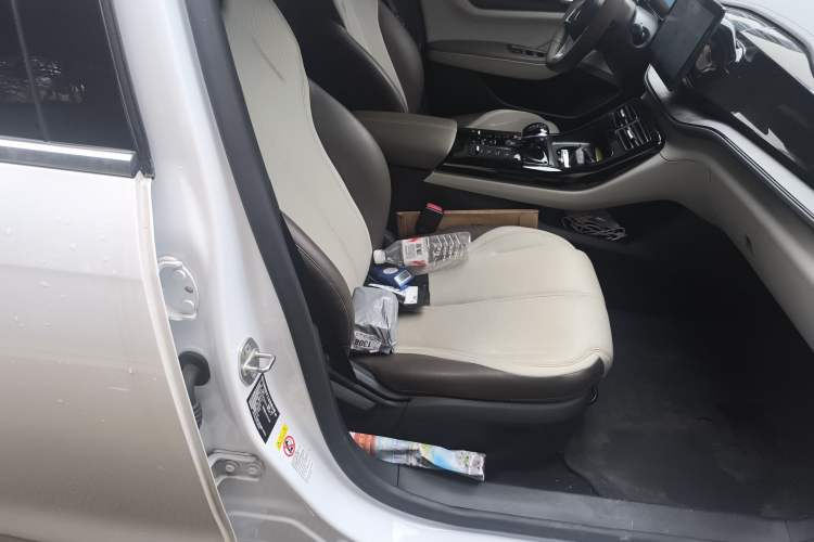 Used BYD Qin PLUS 2023 Champion Edition DM-i 55KM Leading Model Right Front Seat