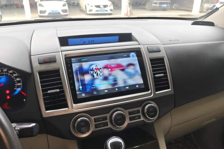 Used Mazda Mazda 8 2013 2.5L Ultimate Edition
