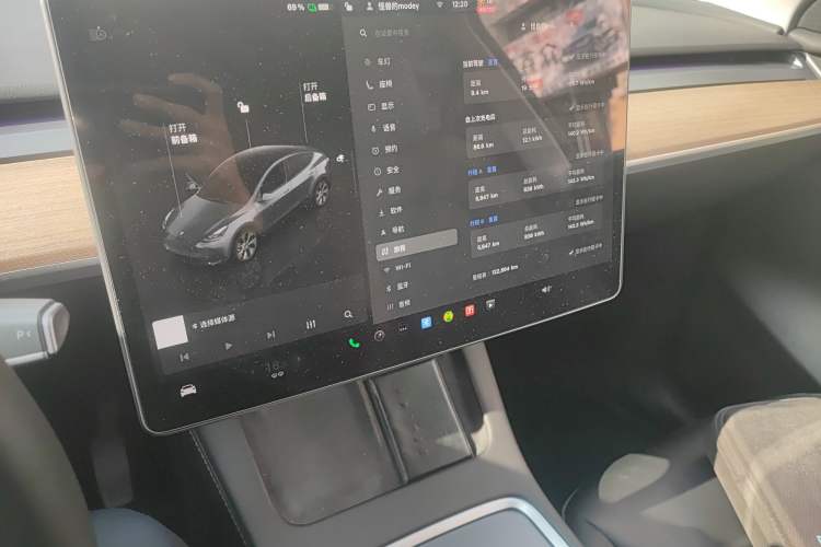 Used Tesla Model Y 2022 Long-Range All-Wheel-Drive Version Audio And AC Panel