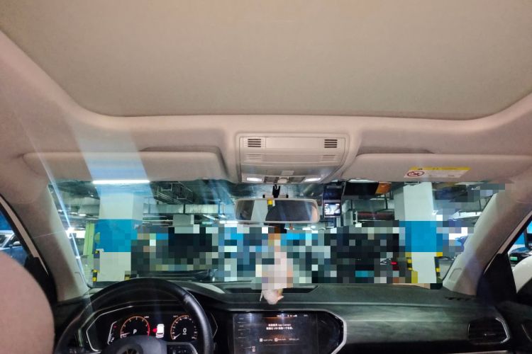 Used Volkswagen Tacqua 2020 1.5L Automatic Yue Headliner