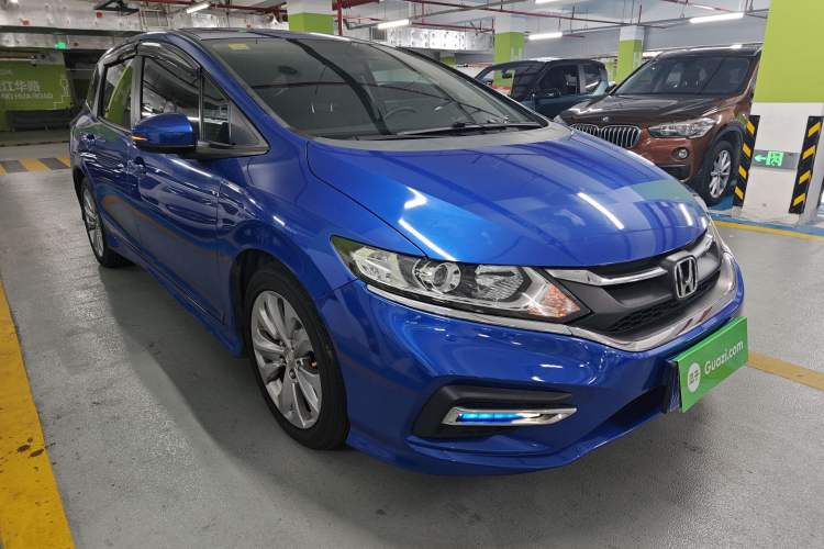 Used Honda Jade 2017 1.8L automatic Comfort version 5 seats
