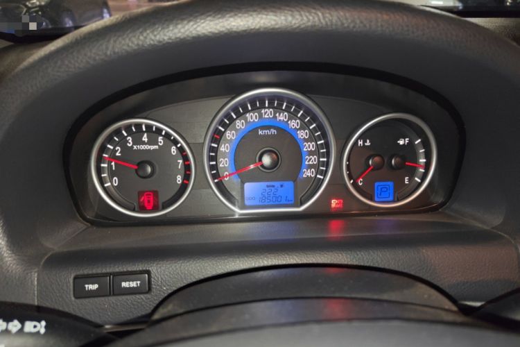 Used Hyundai Veracruz 2012 3.8L Luxury Edition Instrument Cluster