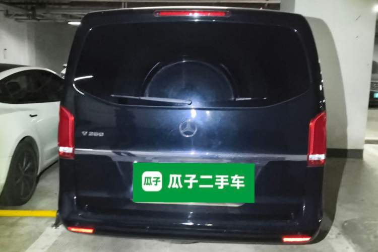 Used Mercedes-Benz V-Class 2017 V 260 Avantgarde Edition