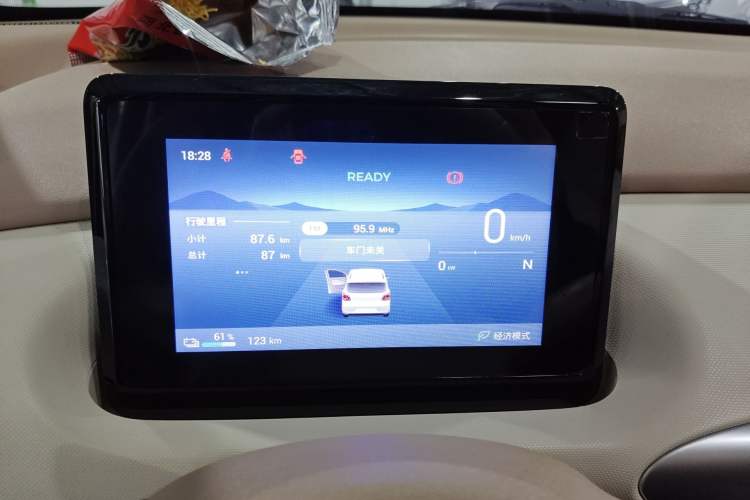 Used Wuling Hongguang MINIEV 2025 Four-Door Version Advanced Edition
