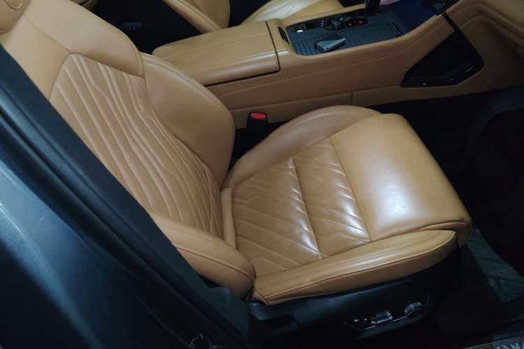 Used Lynk & Co 09 EM-P 2021 2.0T PHEV Halo Six-Seater