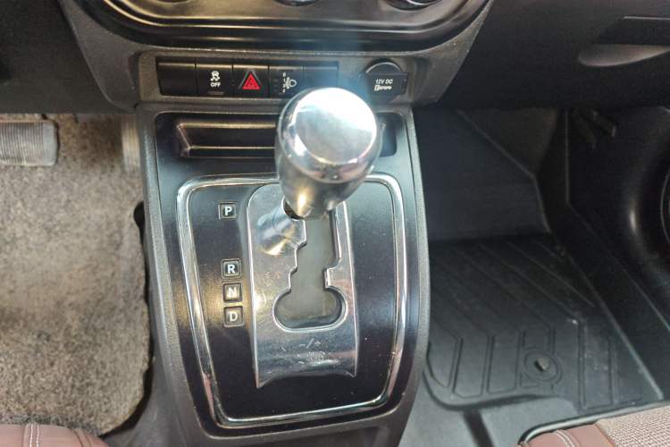 Used Jeep Compass 2013 2.0L two-wheel drive sport version