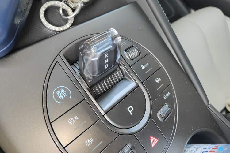 Used BYD Seal 06 New Energy 2024 DM-i 120KM Prestige Model Gear Lever