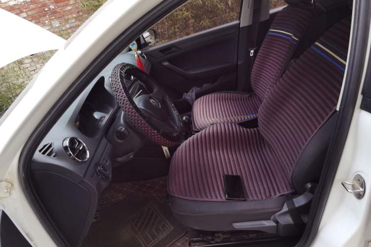 Used Volkswagen Jetta 2019 Dream Edition 1.4L Manual Fashion Version Left Front Seat