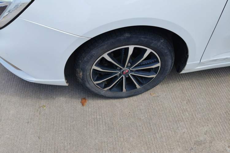 Used Roewe i5 2020 1.5L Automatic 4G Connect Luxury Flagship Edition