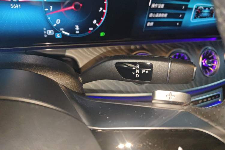 Used Mercedes-Benz CLS 2023 Facelifted CLS 300 Luxury Model