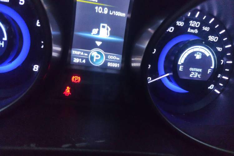 Used Changan CS75 2014 1.8T Automatic Elite Model China IV Standard