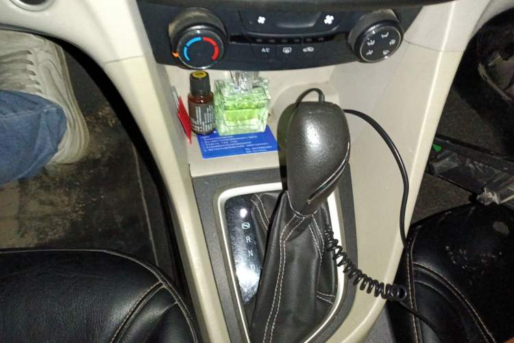 Used Buick GT 2015 15N Automatic Entry-Level Trim Gear Lever