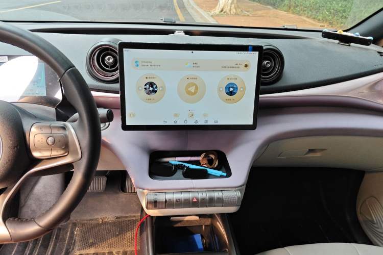 Used BYD Dolphin 2021 401km Knight Edition Audio And AC Panel