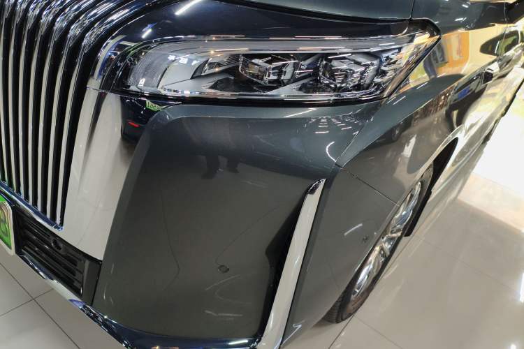 Used Wey Gaoshan 2025 Four-Wheel Drive Alpine 8 Left Front Headlight