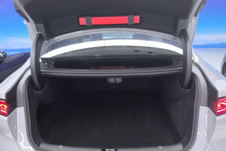 Used BYD Han 2025 DM-i Intelligent Driving Edition 125KM LiDAR Flagship Model
