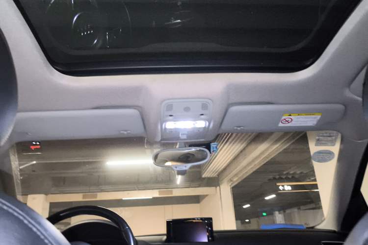 Used Audi Q3 2015 30 TFSI Ambition Edition Headliner