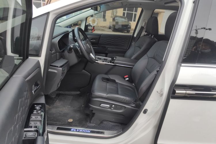 Used Honda Elysion 2022 2.0L eHEV Luxury Edition
