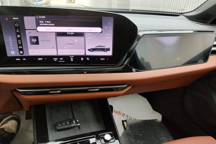 Used Audi A5L 2026 2.0T Sport Audio And AC Panel