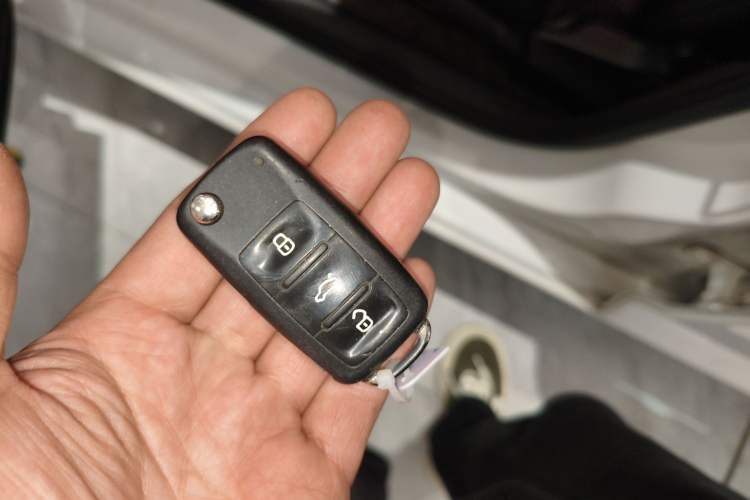 Used Volkswagen Santana 2016 1.4L Manual Fashion Edition
