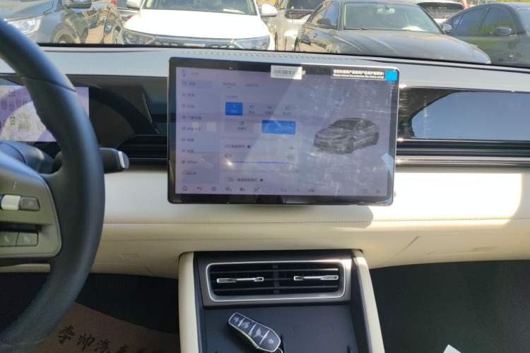 Used BYD Qin L 2025 EV 545KM Beyond Version Audio And AC Panel