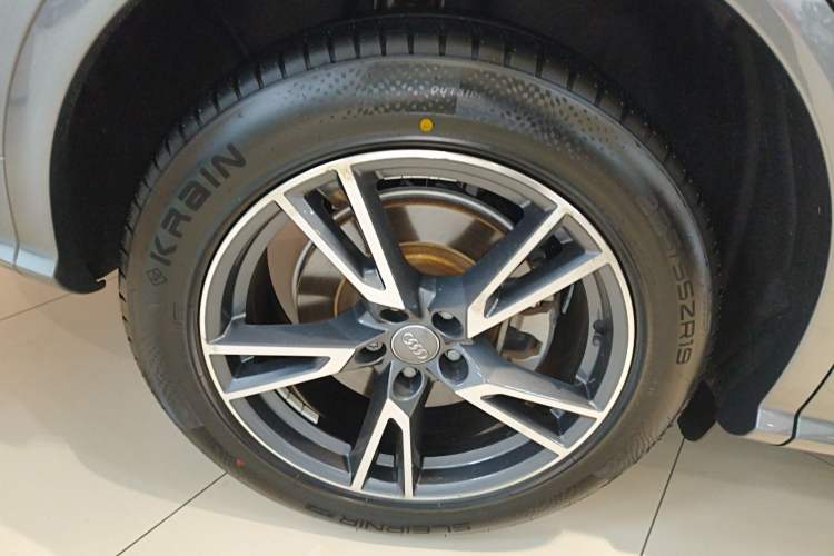 Used Audi Q5L 2020 40 TFSI Prestige Fashion Edition Right Rear Wheel Hub