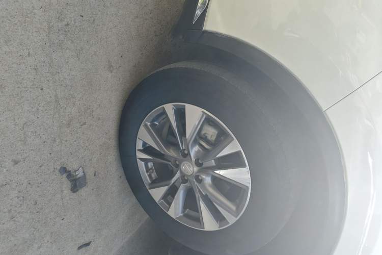 Used Nissan Murano 2017 2.5L XE Two-Wheel Drive Elite Edition
