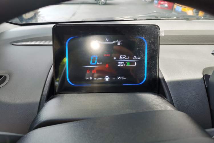 Used CHANGAN NEVO Lumin 2025 205km Refreshing Edition Instrument Cluster