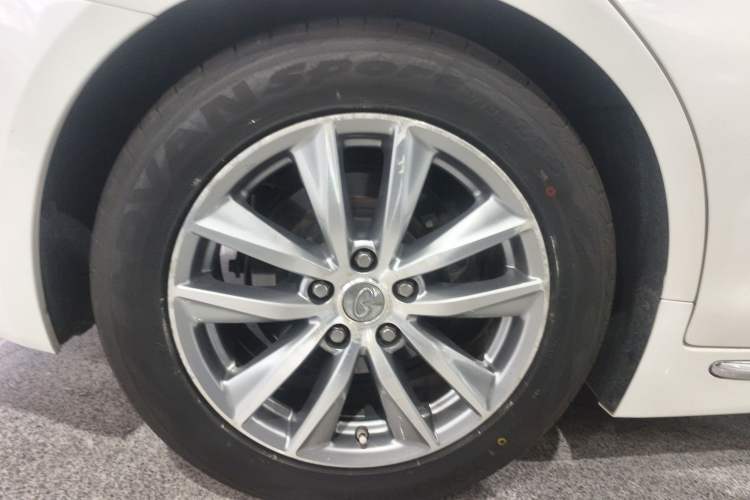 Used Infiniti Q50L 2016 2.0T Enjoyment Edition