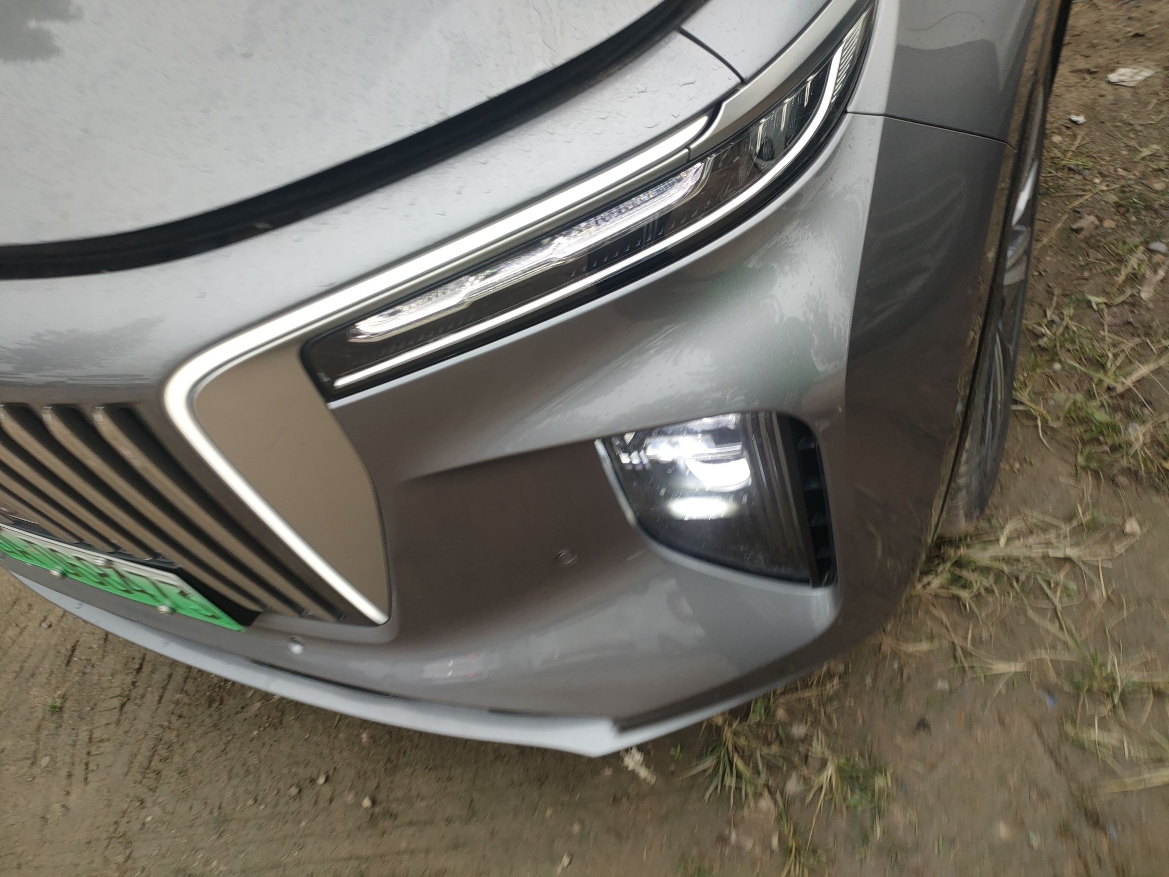 Hongqi E-HS9 2022 690 km Range Flagship Edition Six Seats — снимка 3