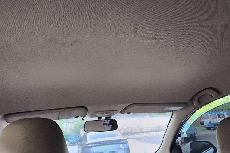 Used Baojun 730 2016 1.5T Manual Comfort Version 7 Seats Headliner