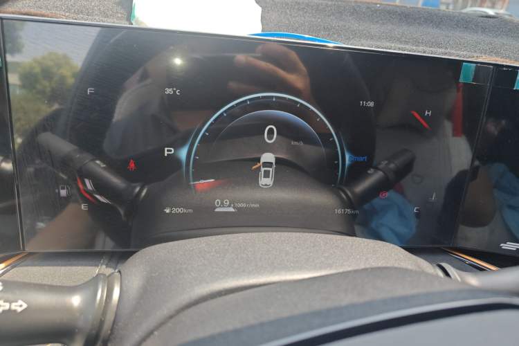 Used CHANGAN OSHAN X5 PLUS 2023 Revised 1.5T DCT Pioneer Edition
