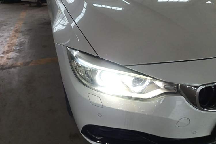 Used BMW 4 Series 2014 428i Convertible Sport Design Package Exterior 6