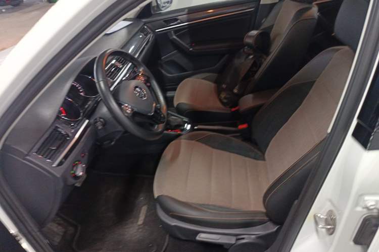 Used Volkswagen C-TREK 2020 1.5L Automatic Comfort Model
