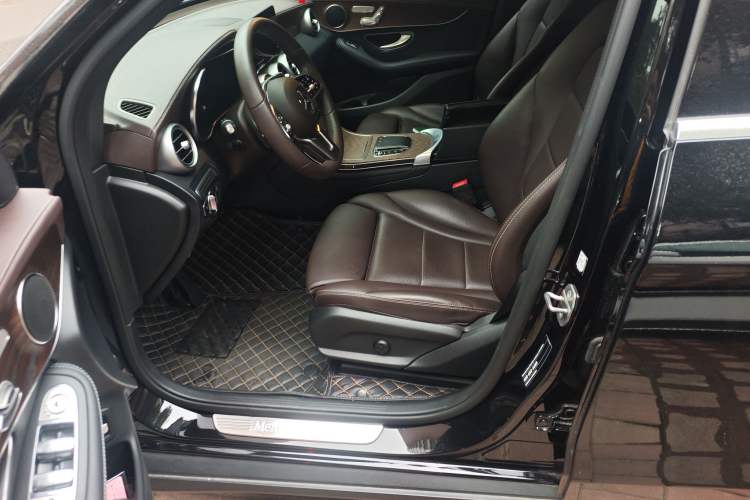 Used Mercedes-Benz GLC 2022 GLC 260 L 4MATIC Luxury Model
